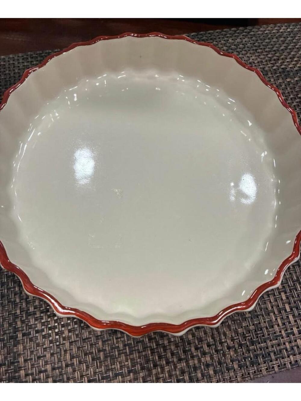 Sienna red trim glass dish